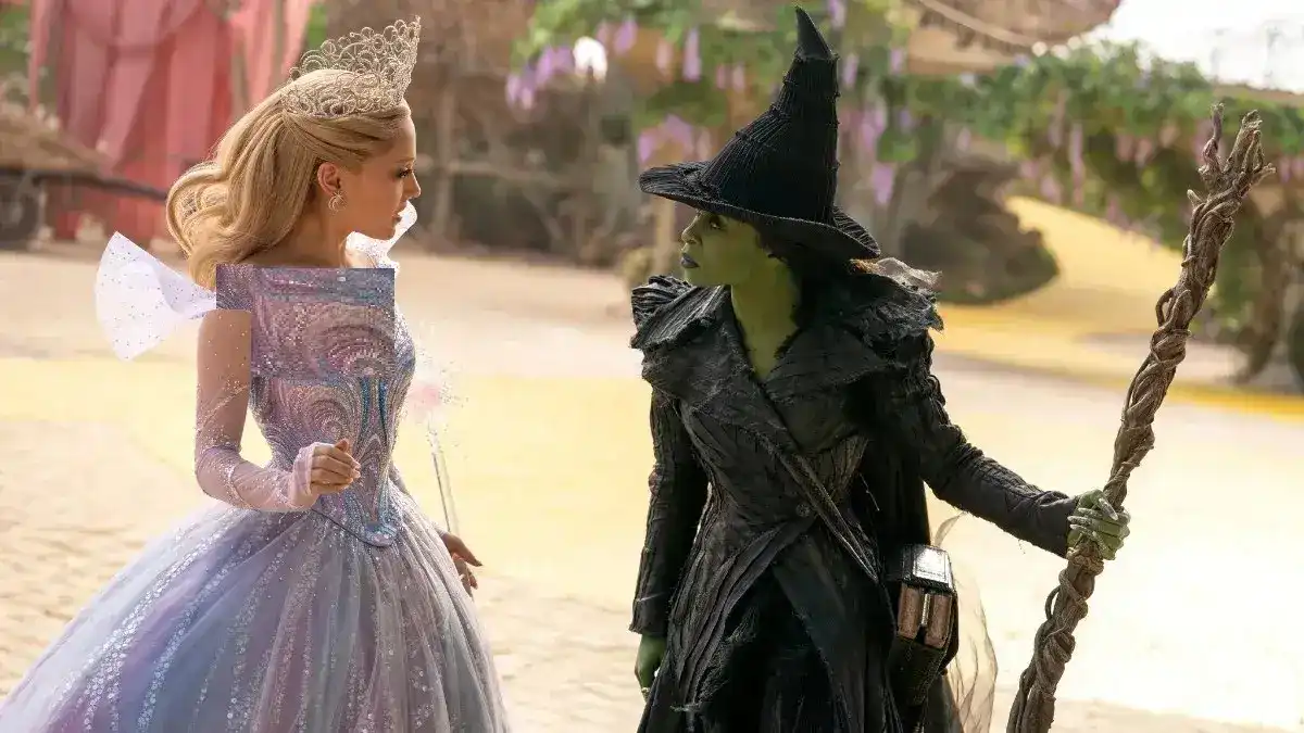 بررسی و نقد فیلم Wicked شرور برای همیشه؛ دنبالهای درست در حد انتظار 4 20 11zon
