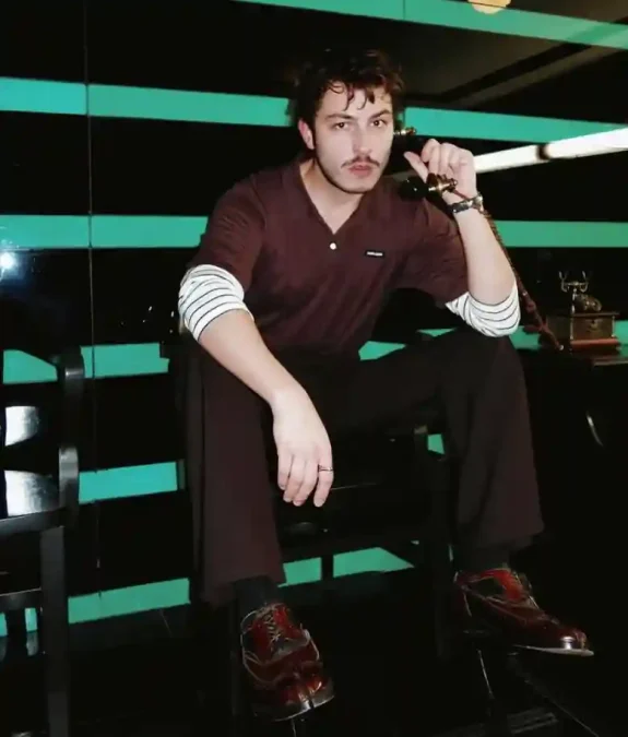 عکس، بیوگرافی و زندگی شخصی بوران کوزوم بازیگر جوان و مطرح ترکیهای 6 Screenshot 2026 01 05 151125