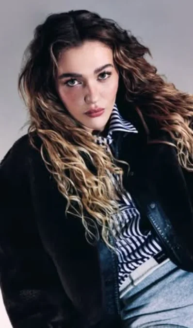 عکس؛ بیوگرافی و زندگی شخصی ملیسا دونگل بازیگر و مدل ترکیهای 10 Screenshot 2026 01 05 184120 1