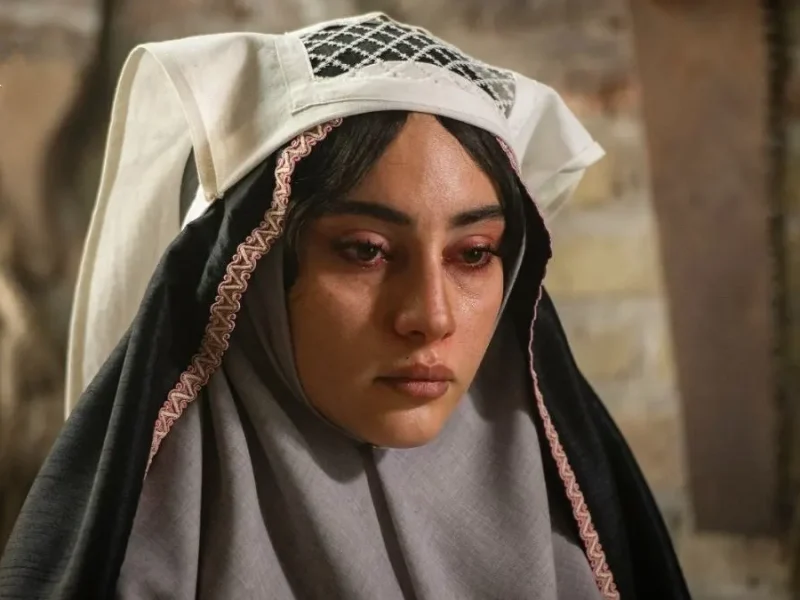 عاشقانه‌ای امروزی از پشت روبنده بامداد خمار با بازی ترلان پروانه