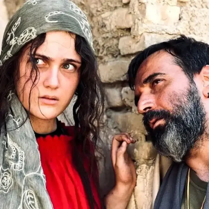 سفر در زمان؛ عکس «بانو و جاوید» سریال سوجان در فیلم آخرین انسان 2 2 3