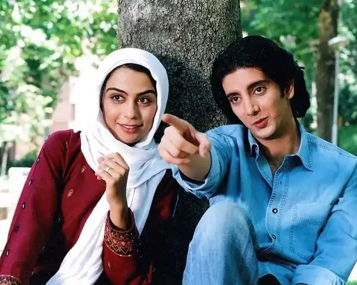 سفر در زمان؛ عکس «فرزاد فرزین» در اولین فیلمش کنار مارال فرجاد 2 2 4