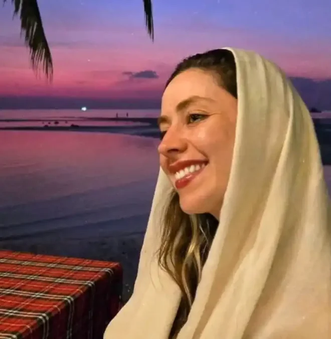 «الیزابت» 8 سال بعد سریال پایتخت 5 و در جنوب ایران 4 Screenshot 2026 02 15 005241