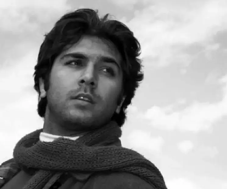 سفر در زمان؛ تیپ و چهره «قربان» سریال سوجان در 21 سالگی 2 f177af44