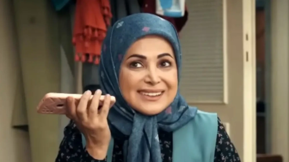 سفر در زمان؛ عکس «طاهره خانم» سریال اسباب زحمت در 13 سالگی در اولین فیلم سینماییاش 4 عکس «طاهره خانم» سریال اسباب زحمت در 13 سالگی در اولین فیلم سینماییاش