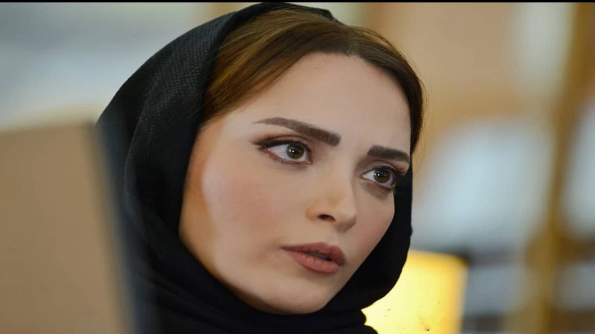 استوری معنادار بهنوش طباطبایی با یک شعر معروف