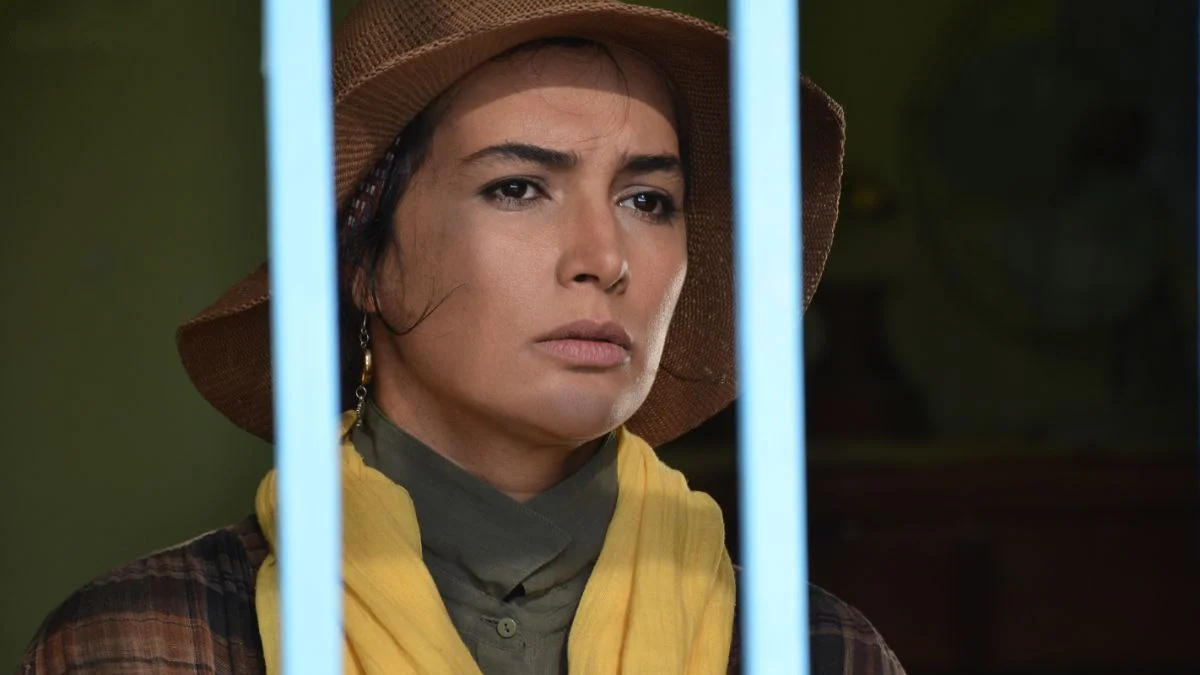 فیلم سینمایی «لاله کبود» از امشب بهطور اختصاصی در سینما آنلاین فیلم نت 1 فیلم سینمایی «لاله کبود» از امشب بهطور اختصاصی در سینما آنلاین فیلم نت